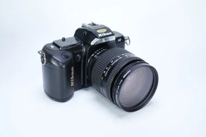 Cámara fotográfica Nikon N4004s 35 mm vintage con lente AF Nikkor 24-12 mm FUNCIONA - Imagen 1 de 8