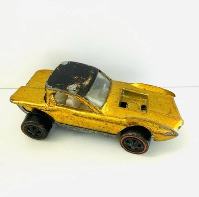 Hot Wheels Redline 1968 US Python US Gold with White Interior Original - Image 1 of 4