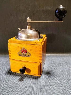 Molinillo de café Pe-De No. 610 Solida, antiguo molinillo de café portátil, hecho en Alemania Foto 1 de 4