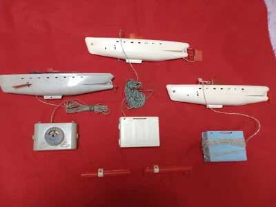 Submarino soviético bajo control (3 piezas) Foto 1 de 4