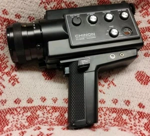 CHINON XL555 Macro Power Zoom Super 8 Movie Camera w/ Original Case Untested - Picture 1 of 16