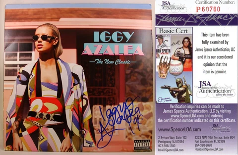 Iggy Azalea Signed Vinyl LP Album The New Classic JSA Authenticated COA Cover