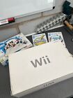 Nintendo Wii Boxed One Controller With Wii Draw Tablet and 2 Games