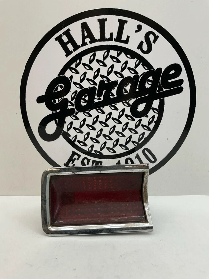 RH TALLIGHT FOR AMC RAMBLER AMERICAN 66-69 - Изображение 1 из 4