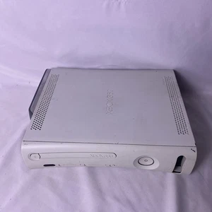 Microsoft Xbox 360 White Console Only FOR PARTS REPAIR  Won’t Read Discs RLOD - Picture 1 of 8