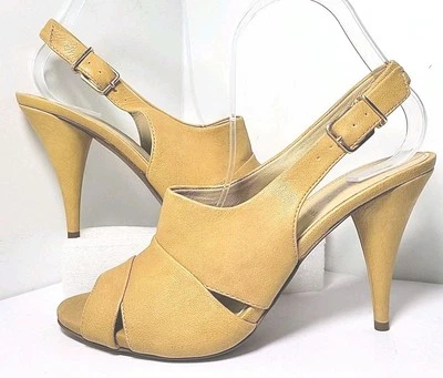 Zapatos de tacón J Crew para mujer talla 8,5 de cuero amarillo sin cordones punta abierta  Foto 1 de 4