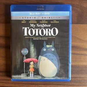 My Neighbor Totoro blu ray and DVD - Picture 1 of 4