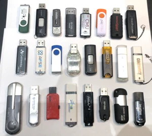 24 ASSORTED USED USB THUMBDRIVES - VARIOUS SIZES AND MANUFACTURERS - Photo 1/1