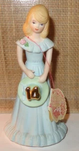 Estatuilla de porcelana vintage 1981 Enesco cumpleaños niñas 14 años con etiqueta - Imagen 1 de 9