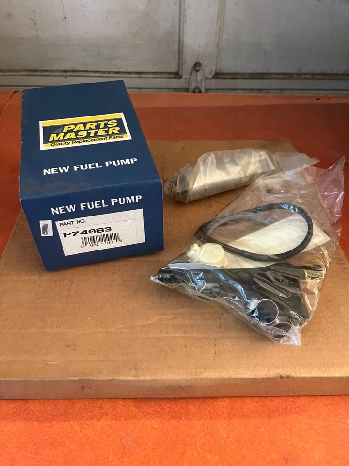 Fuel Pump and Strainer Set Carter P74083 Foto 1 de 1