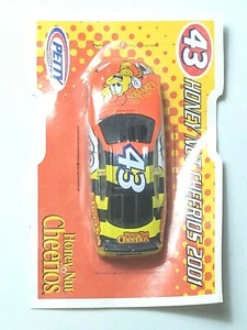 John Andretti No. 43 General Mills 2001 Honey Nut Cheerios Die Cast Car Nuevo en Paquete - Imagen 1 de 4