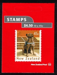 New Zealand 2006 Year of the Dog - Labrador Complete Mint MNH Booklet SC 2060a - Picture 1 of 1