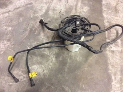 03 04 05 06 07 08 09 SAAB 9-3 SEDÁN BOMBA DE COMBUSTIBLE Y UNIDAD DE ENVÍO Foto 1 de 4