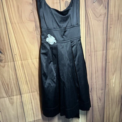 Vestido para mujer negro satinado sin mangas talla 5 Foto 1 de 4