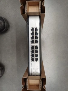 D-Link DES 1100 16 Easy smart Switch 16ports 100Mbps - Picture 1 of 3