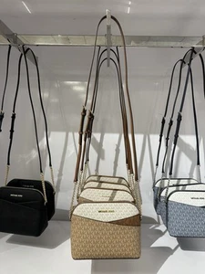 Michael Kors Jet Set Medium Dome Signature Crossbody (Camel Multi) - Picture 1 of 4