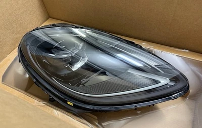 2022-2025 Porsche Macan OEM Headlight Right Passenger Used 95B941078S        M - Image 1 of 4