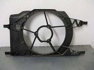 Zarge Halter Renault Laguna II / Vel Satis / Espace IV  8200025635  7701049657 - Bild 1 von 1