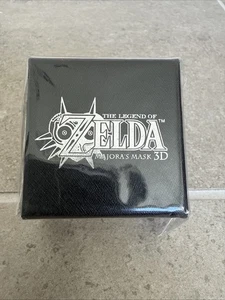 Spilla 3D Collezionabile Legend of Zelda Majora's Mask NUOVA SIGILLATA Promo Nintendo 3DS - Foto 1 di 24