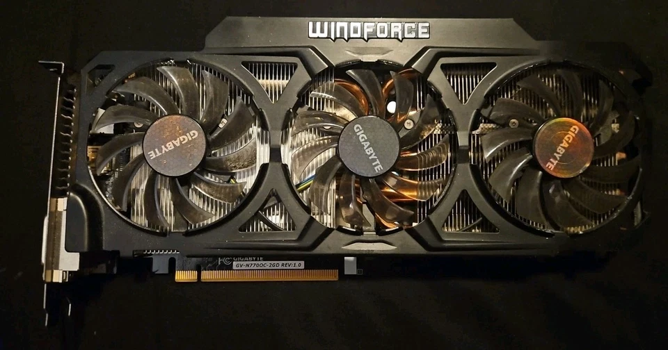 Gigabyte NVIDIA GeForce GTX 770 Windforce 2GB GDDR5 Graphics Card GV-N770OC-2GD - Image 1 of 4