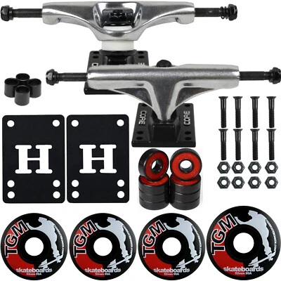 Paquete Core Skateboard Camiones Plateados 5.0" con Ruedas Negras 52mm + Componentes Foto 1 de 4