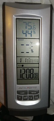 Acurite 00592W Wireless Indoor/ Outdoor Alarm Clock Thermometer (Base Unit Only) - Image 1 of 4