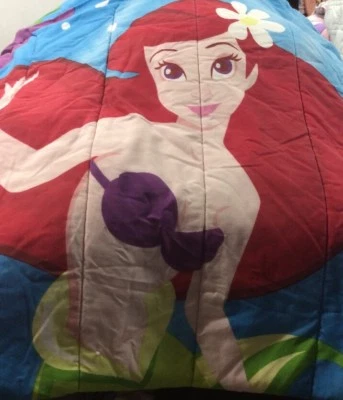 Edredón/manta reversible tamaño doble Disney La Sirenita Foto 1 de 2