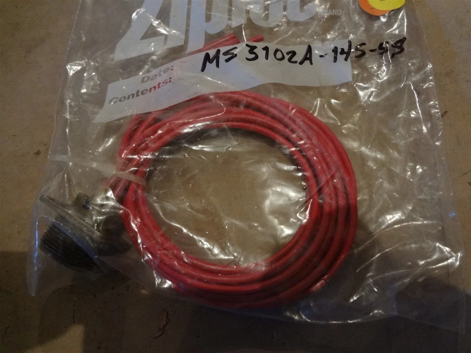 Conector de montaje en caja de 5 enchufes Amphenol MS3102A-14S-5S CON CABLE/CABLE Foto 1 de 1