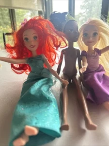 Lote 3 Muñecas Princesas Disney Hasbro Ariel, Tiana, Sirena Elsa - Imagen 1 de 12