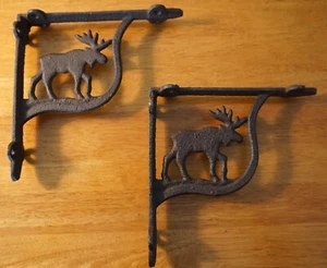 2 Elch Gusseisen Regalhalterungen Skulptur rustikale Hütte Lodge Blockhaus Dekor NEU - Bild 1 von 5
