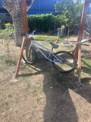 BMX Bicycle - Image 1 of 3