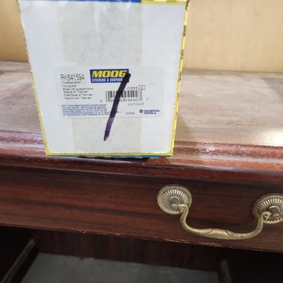 Control Arm Moog RK 641594 Infiniti G35 03-04 Nissan 350Z 03-04 - Image 1 of 2