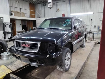 Radiator Fits 96-05 BLAZER S10/JIMMY S15 1600435 — 第 1/4 张图片