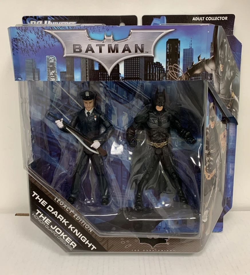 DC CABALLERO OSCURO BATMAN, DISFRAZ DE GUARDIA DE HONOR COMOKER, PAQUETE DE 2 EDICIÓN HEREDADA, DCU, NUEVO Foto 1 de 4