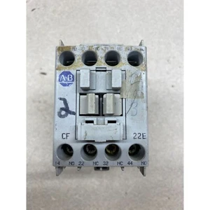 Relé contactor Allen Bradley 700-CF220* SER A usado - Imagen 1 de 7