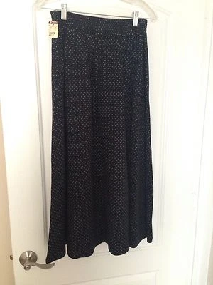 Saia longa preta de malha nova com etiquetas LIZ & CO.  - Imagem 1 de 4