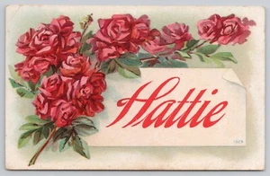 AK HATTIE Großbuchstabe Vorname mit Blumenstrauß 1909 - Bild 1 von 2