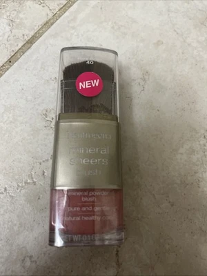 Neutrogena Mineral Sheers Blush, #40 Rare Rose, Net Wt. 0.1 oz - Image 1 of 4