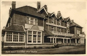 PRINTED POSTCARD OF EVERSFIELD CHEST HOSPITAL, ST. LEONARDS-ON-SEA, SUSSEX - Picture 1 of 2