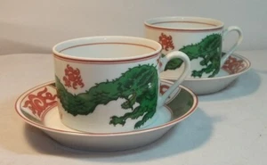 Fitz and Floyd Dragon Crest Green Grupo de 2 juegos de tazas y platillos - Imagen 1 de 5