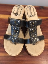 mudd women's toe loop sandals