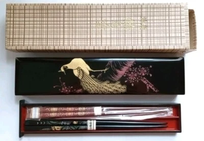 Caja de palillos japoneses vintage de laca negra para él y ella nuevos en caja Foto 1 de 4