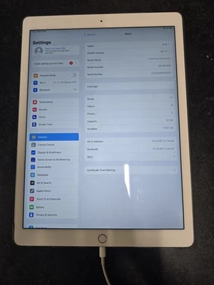 iPad Pro 12.9-inch 32GB (2nd generation)  - Image 1 of 2