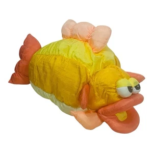 De colección 1991 Mediano 15" Hot Puff Brillante Pez Trucha Succionador Nylon Peluche Juguete Suave - Imagen 1 de 9