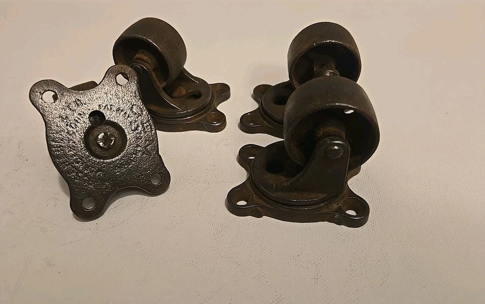 Antigo M.B. Conjunto de 4 rodízios giratórios SCHENCK & CO. GEM 1888 (lubrificado limpo) - Imagem 1 de 4
