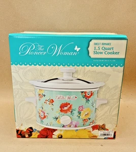 Nuovo- Sigillato The Pioneer Woman Sweet Romance Blossoms 1.5 Quart Slow Cooker - Foto 1 di 6