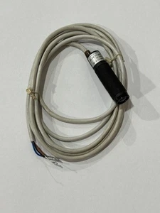 ALLEN BRADLEY  42CA-R1JPB-A2 PHOTOELECTRIC SENSOR    *NEW SURPLUS* - Picture 1 of 1