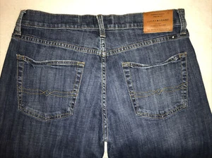 LUCKY BRAND Mens "221 Straight" Denim Jeans ~ 98% Cotton ~ 34x30 (measured) - Picture 1 of 7