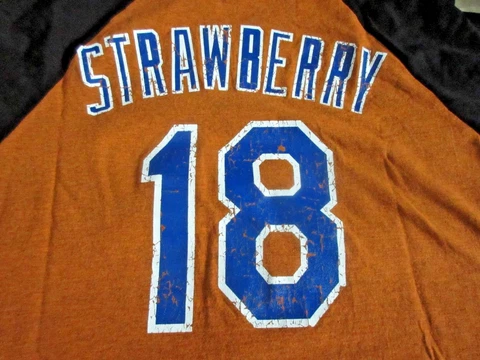 Darryl Strawberry Mets Tee Shirt #18 Cooperstown Collection by Majestic Large Cover