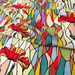 1 meter X 1.4 meter Floral Patchwork Poplin Material Soft Viscose Fabric Sewing - Picture 1 of 6